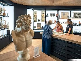 Tienda del Museo del Louvre