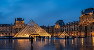 Louvre Museum Store